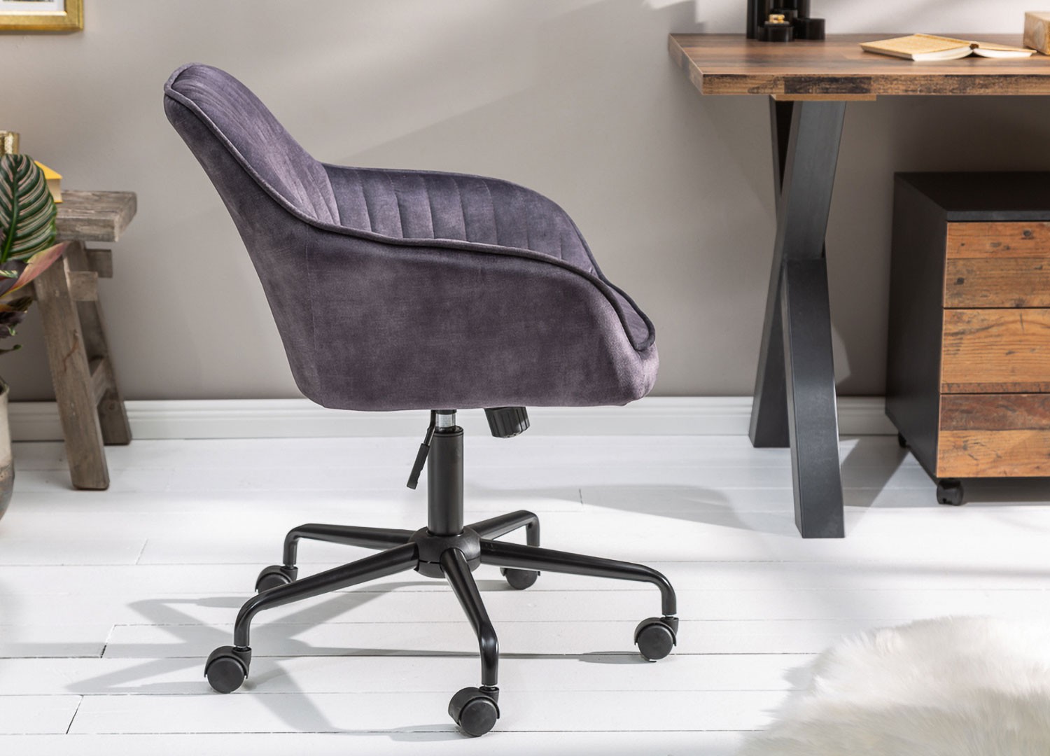 Chaise de bureau velours gris foncé pivotante avec accoudoirs