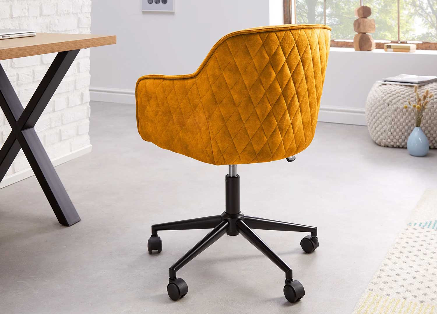 Chaise de bureau velours jaune Makoto