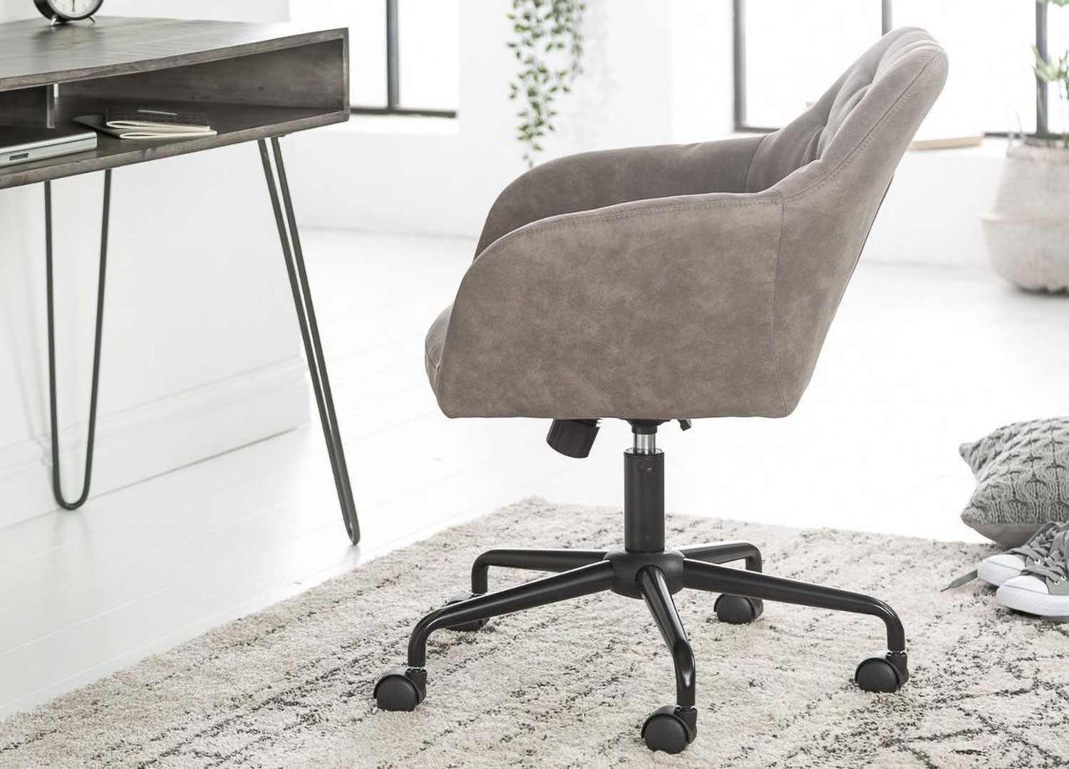 Chaise de bureau velours taupe