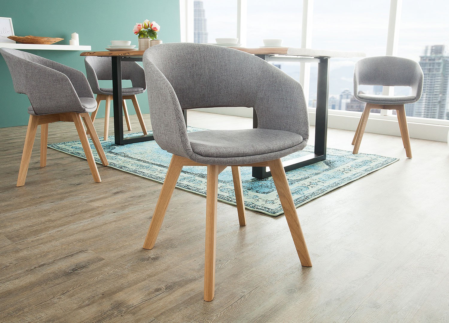 Chaise tissu gris avec accoudoirs