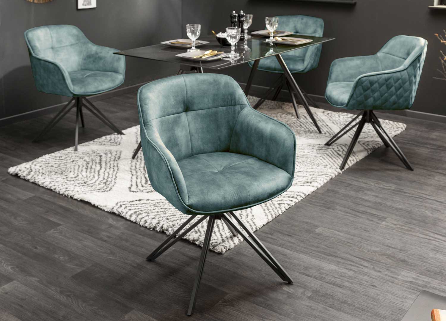 Chaise tournante avec accoudoirs velours bleu pétrole et pieds métal