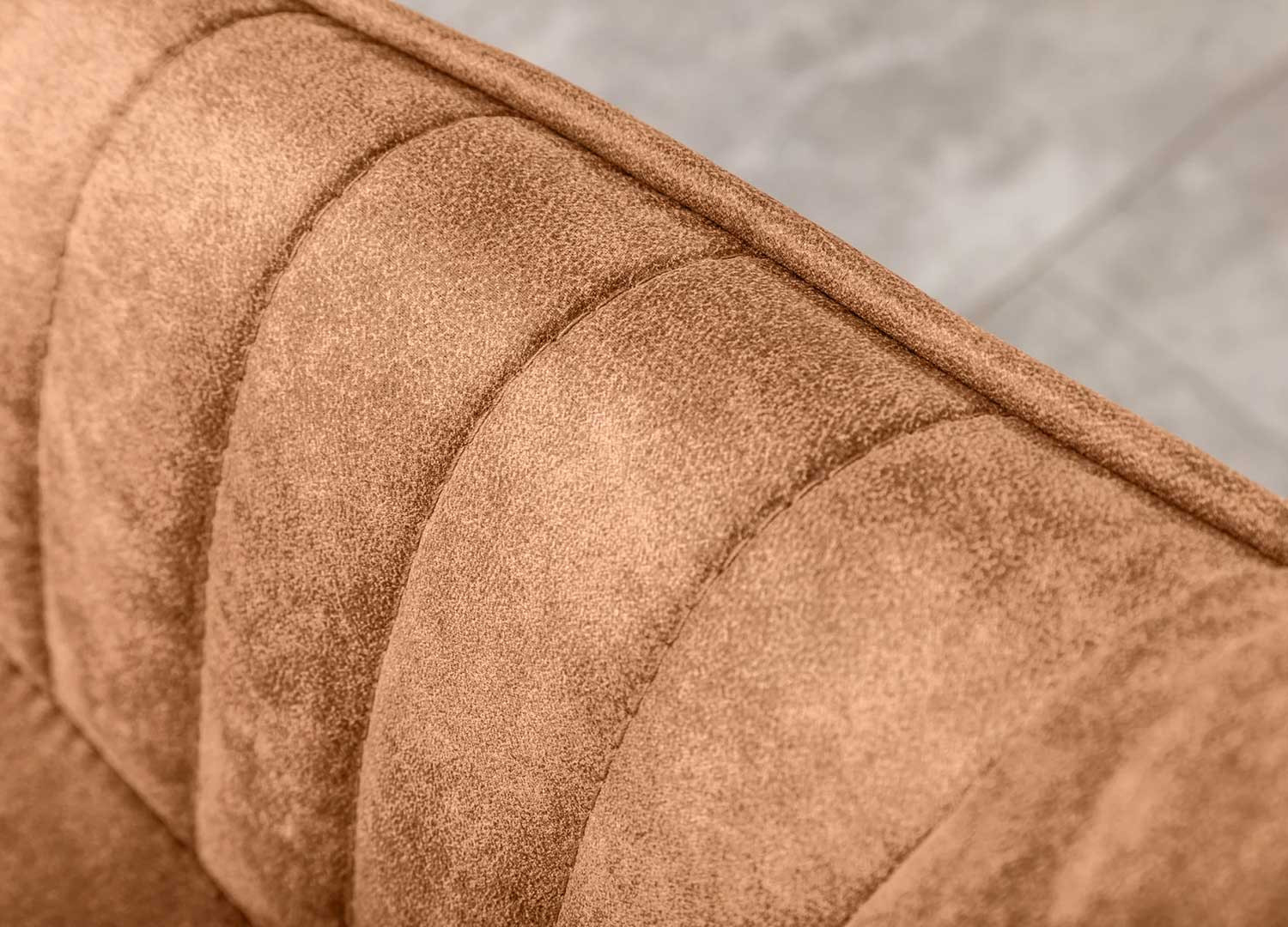 Chaises modernes microfibre marron Issa