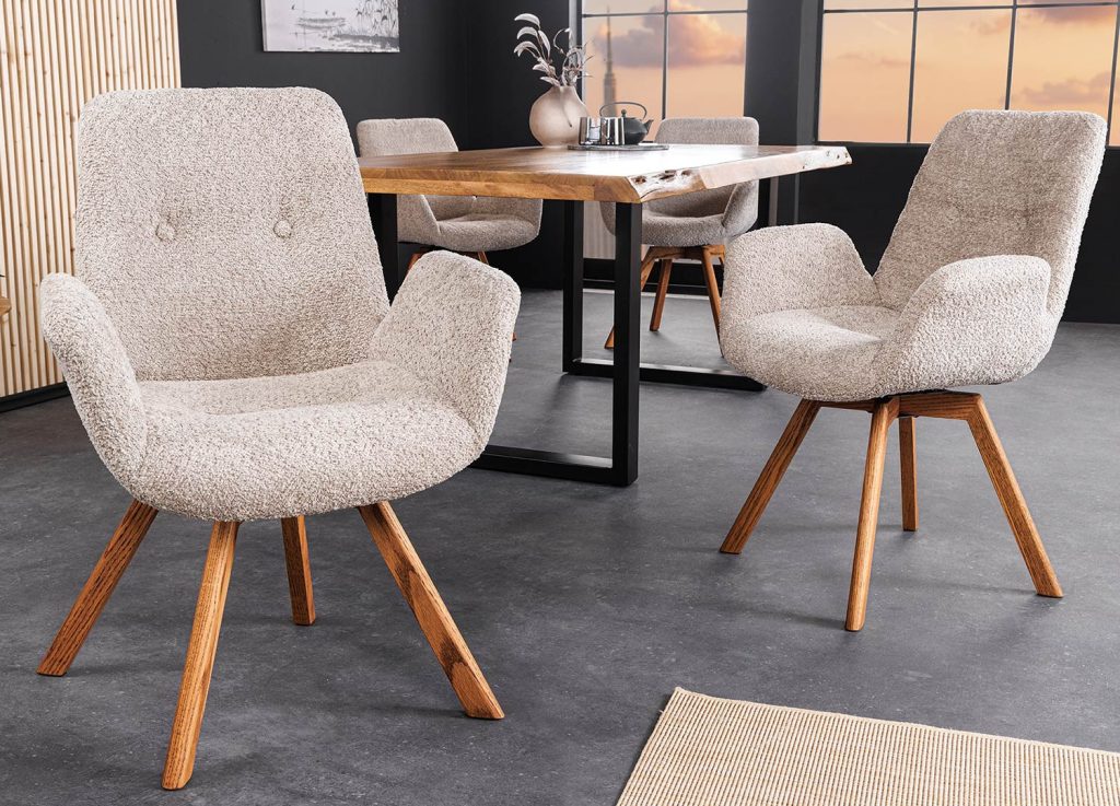 Chaises rotatives tissu bouclé beige et pieds chêne
