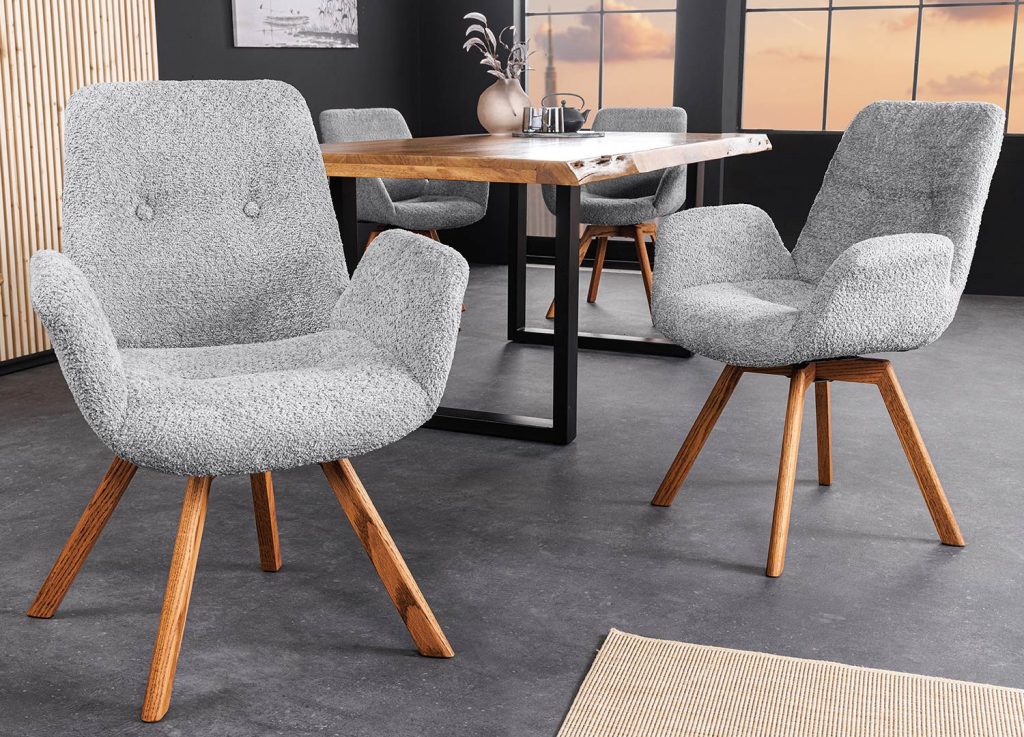 Chaises rotatives tissu bouclé gris et pieds chêne