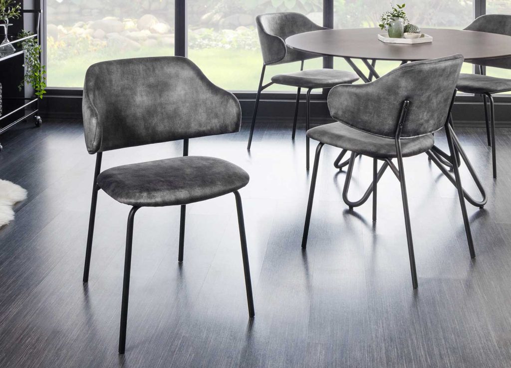 Chaises velours gris noir