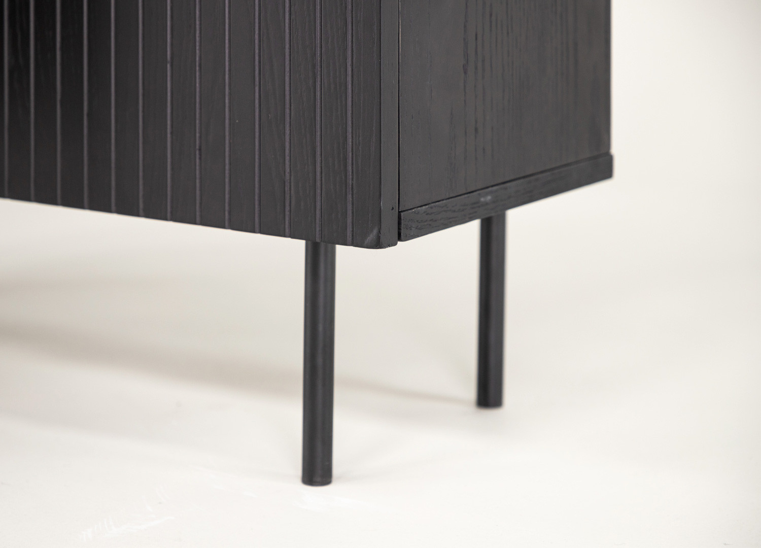 Commode 2 portes noir bois contemporain