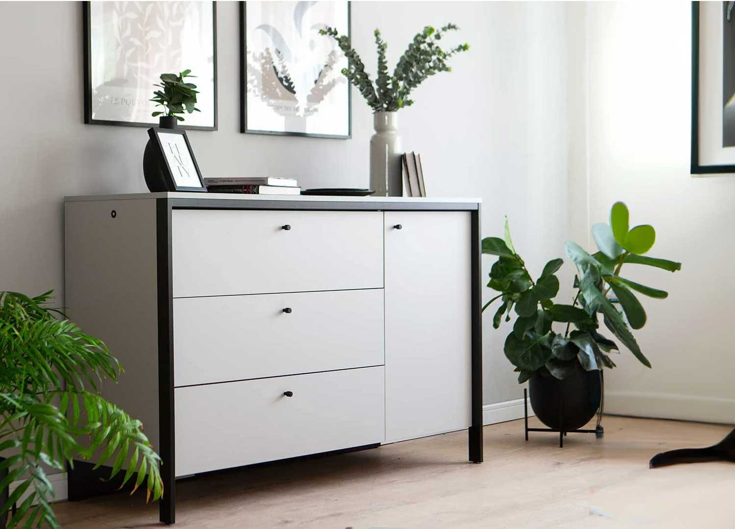 Commode 3 tiroirs et 1 porte grise et noir avec éclairage