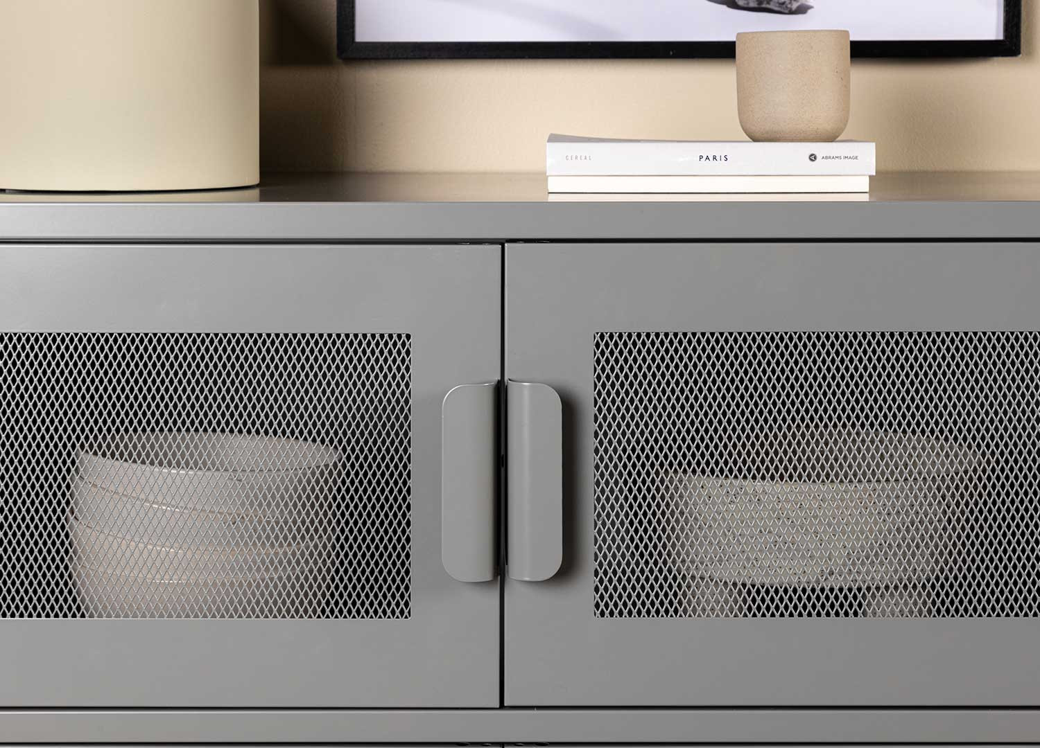 Commode en acier gris 4 portes