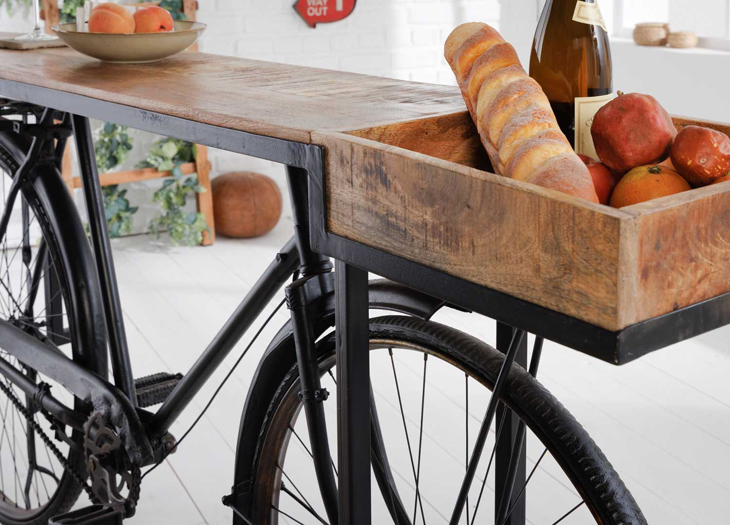 Console bicyclette en bois de manguier et métal noir 194 cm Cyclo