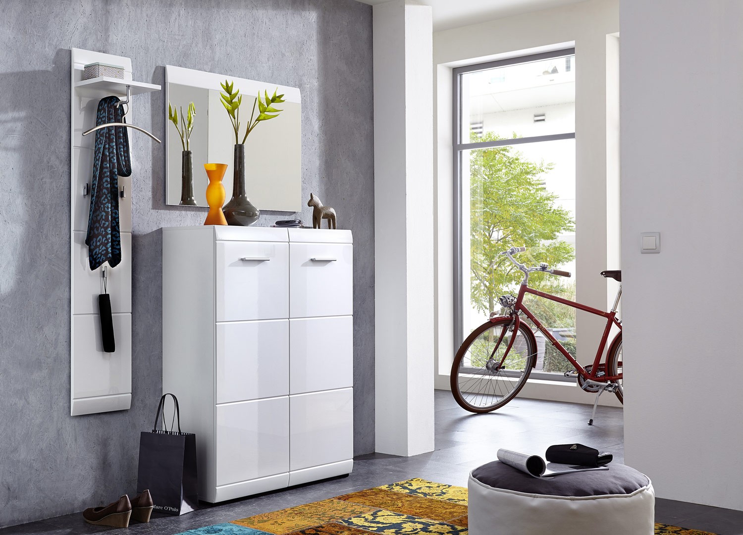 Ensemble de meuble d'entrée laqué blanc