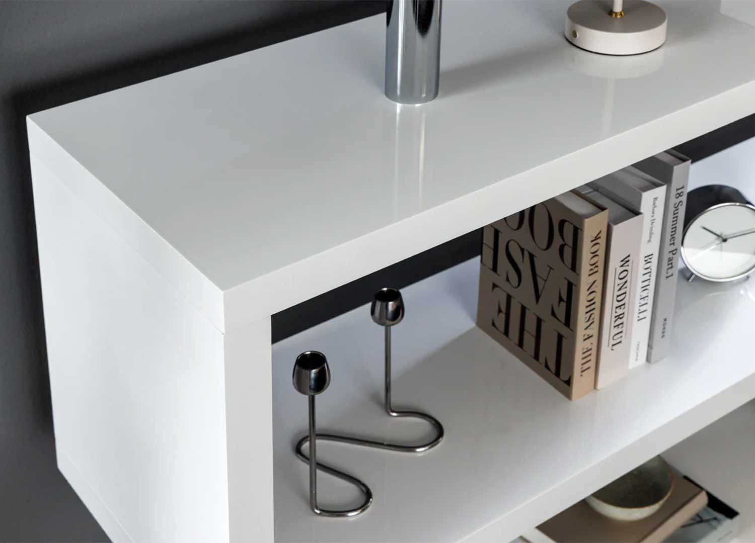 Étagère moderne blanc brillant Nina