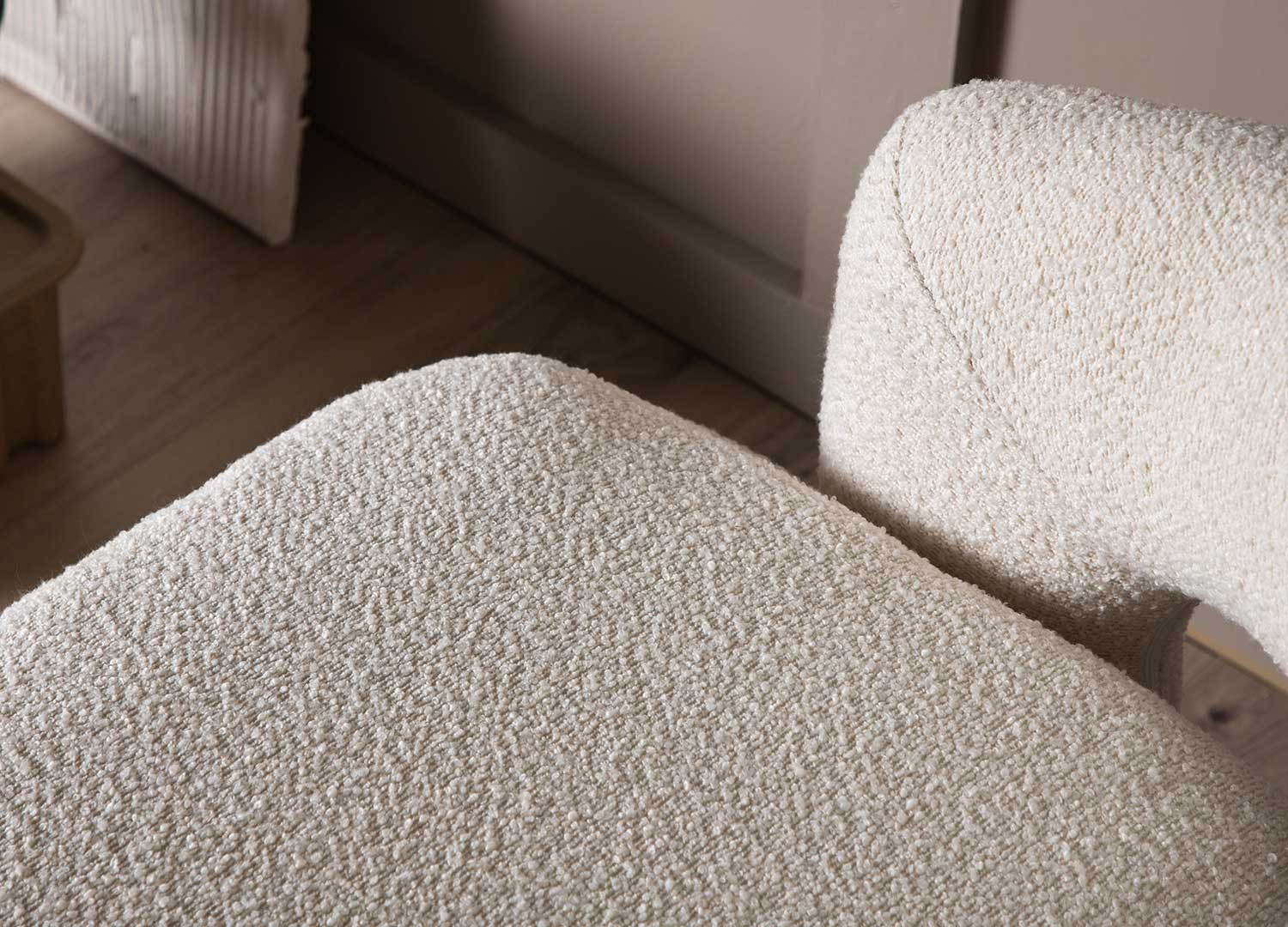 Fauteuil bouclette blanc pivotant