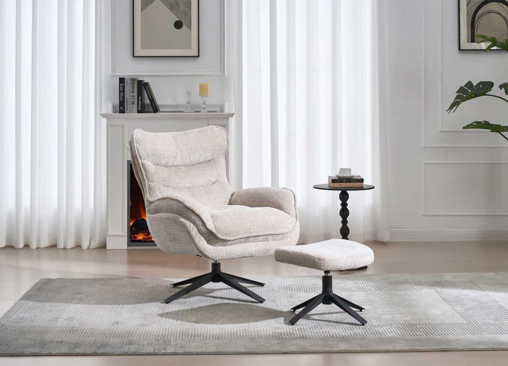 Fauteuil pivotant en tissu beige champagne et métal noir Logan