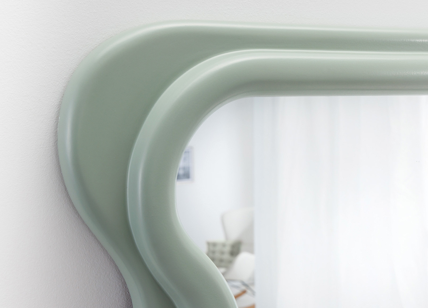 Grand miroir vague vert sauge 160 cm