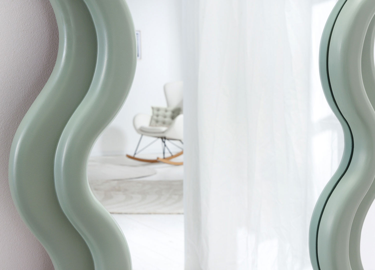 Grand miroir vague vert sauge 160 cm