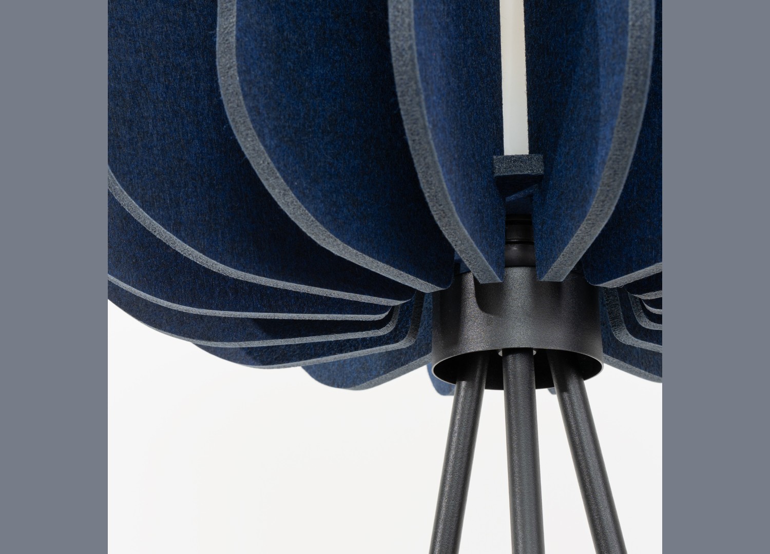 Lampadaire MULA 45 bleu marine et noir E27 – vue complémentaire 8