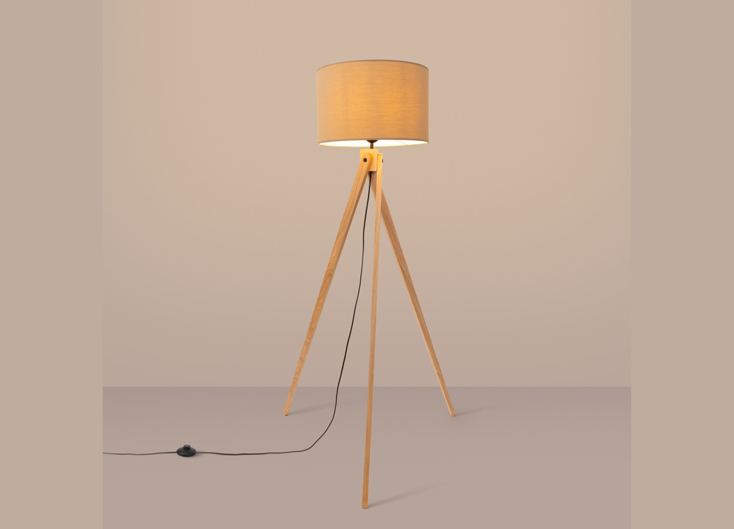 Lampadaire NATT taupe et bois naturel E27 – vue complémentaire 4