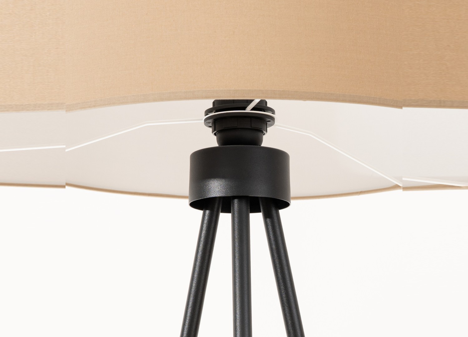 Lampadaire NEVIA taupe 135 cm E27 – vue 7