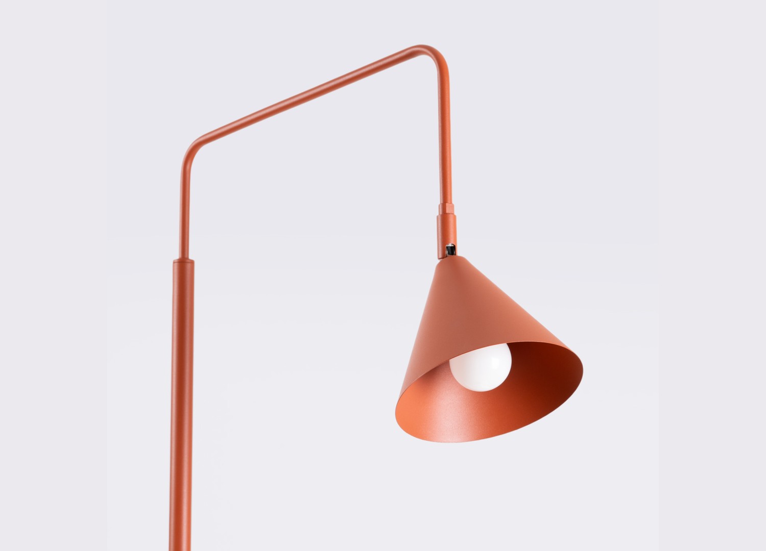 Lampadaire NOX ocre rouge – vue complémentaire 5