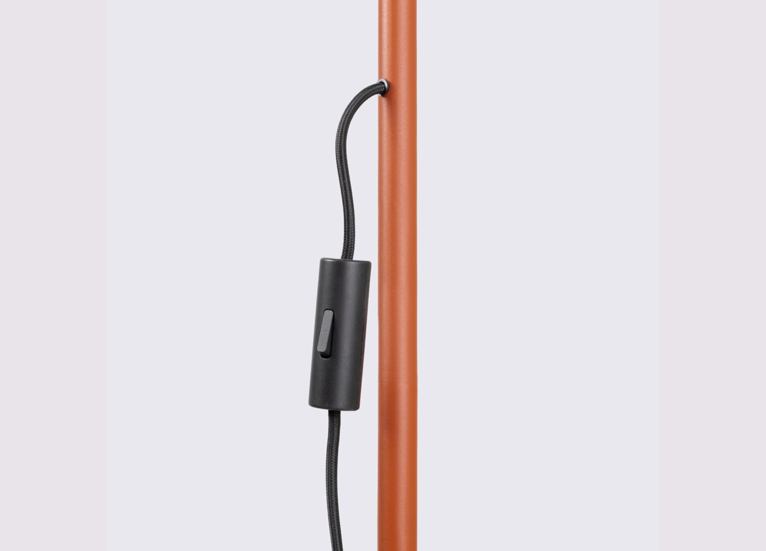 Lampadaire NOX ocre rouge – vue complémentaire 8