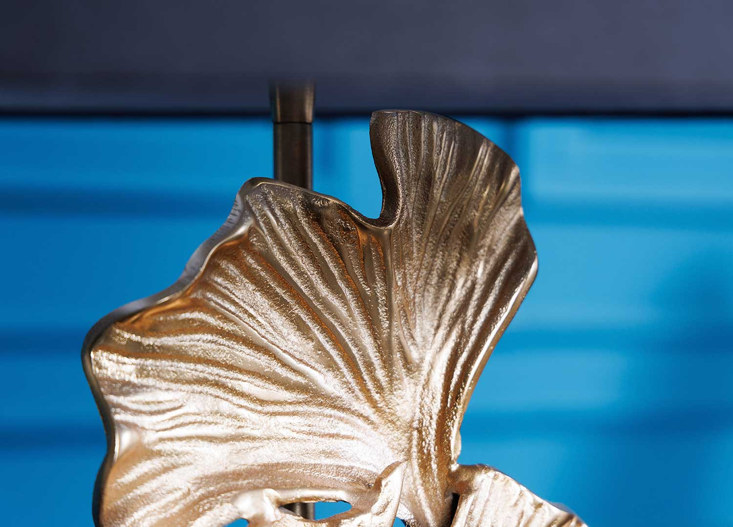 Lampadaire sur pied 122 cm feuille de ginkgo dorée