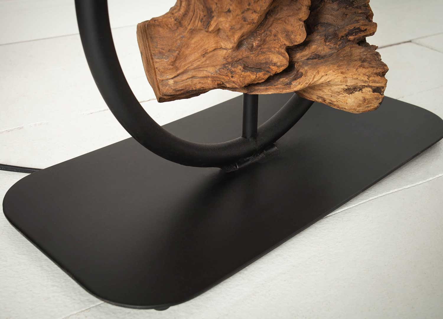 Lampadaire sur pied 147 cm bois d'acacia et métal