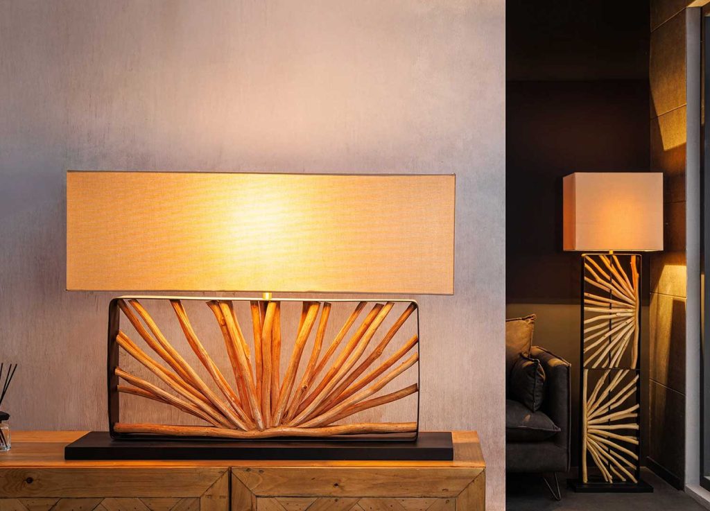 Lampe à poser abat-jour beige et bois de longane Orion