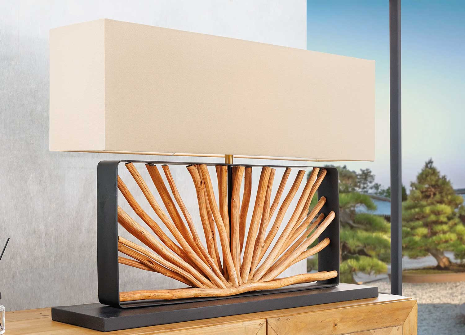 Lampe à poser abat-jour beige et bois de longane Orion