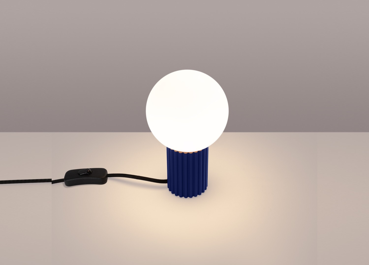 Lampe à poser HALO outremer – vue complémentaire 3