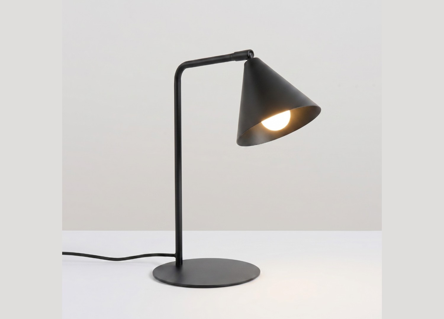 Lampe à poser NOX noir – vue complémentaire 3