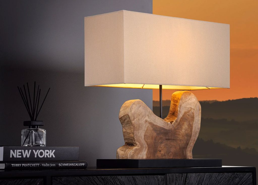 Lampe de table en bois de teck avec abat-jour beige Adrian