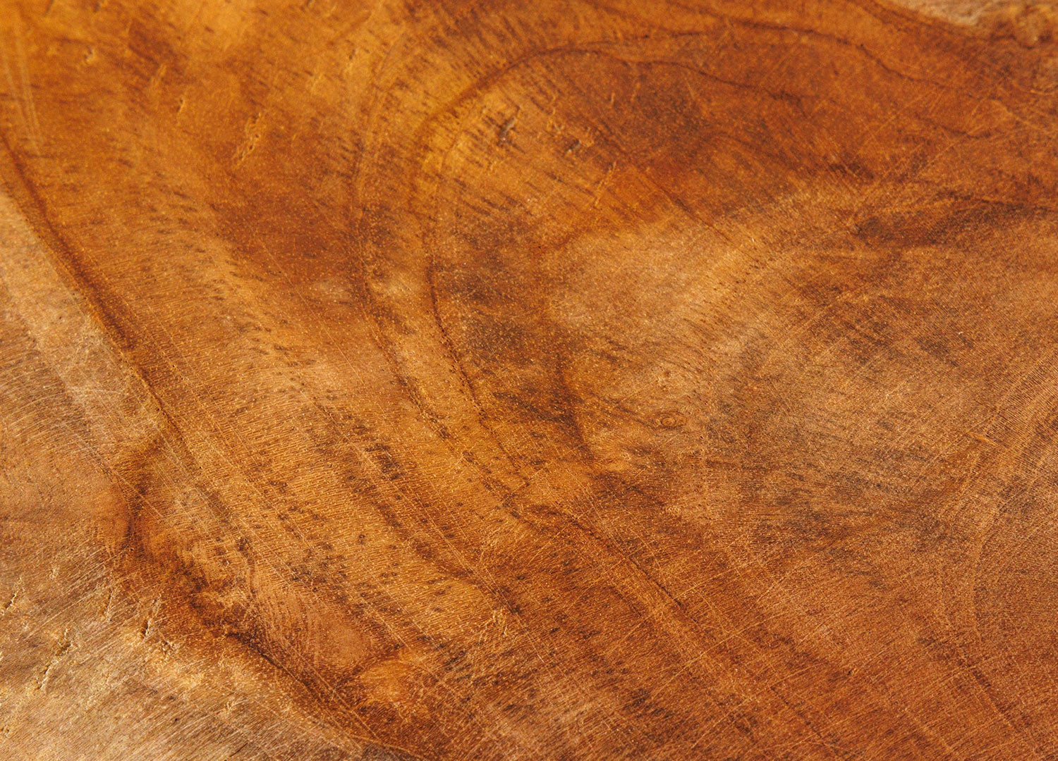 Lampe de table en bois de teck avec abat-jour beige Adrian
