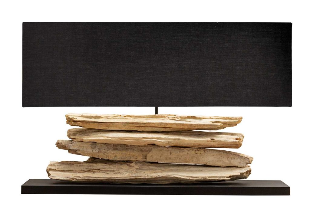 Lampe de table en bois flotté avec abat-jour noir