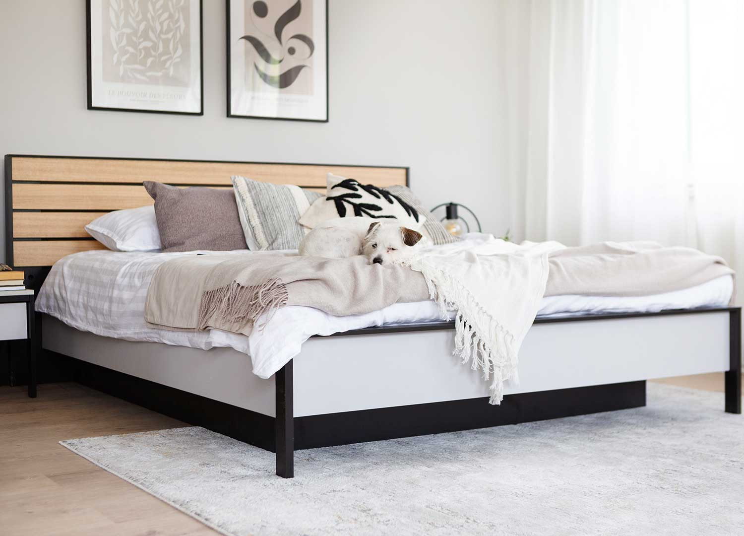 Lit moderne relevable 160 gris et noir avec tête de lit chêne éclairée