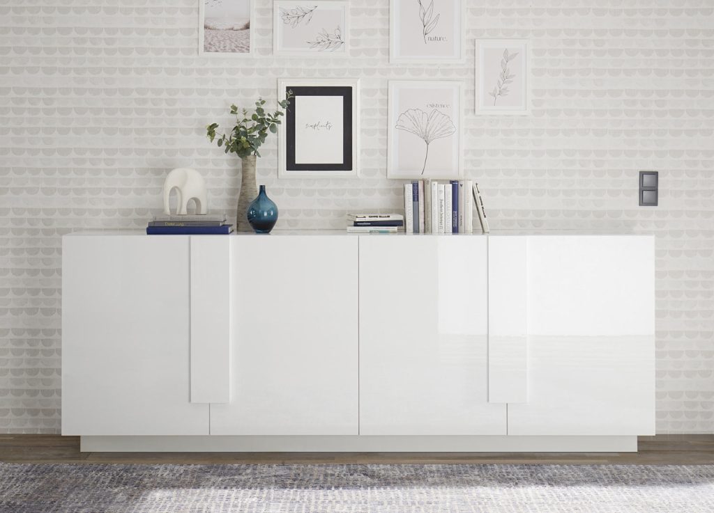 Long buffet de salle à manger 4 portes laqué blanc 241 cm