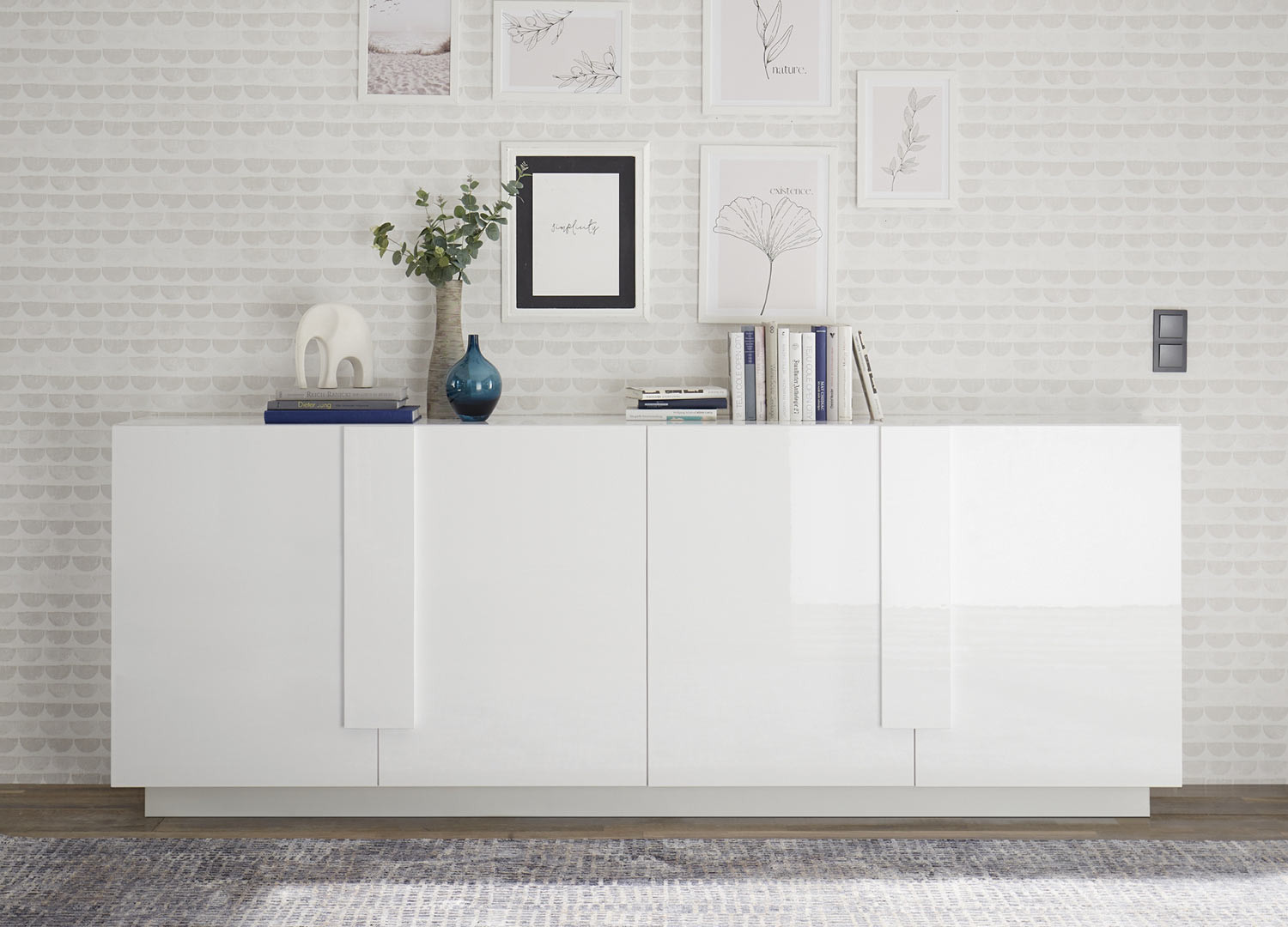Long buffet de salle à manger 4 portes laqué blanc 241 cm