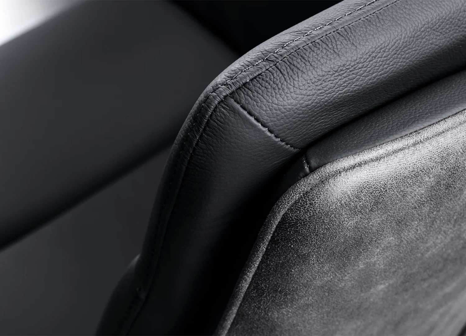 Assise de chaise en microfibre et cuir anthracite