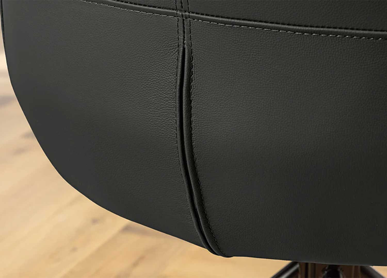 Lot de 2 chaises modernes pivotantes 100% cuir noir Bridget