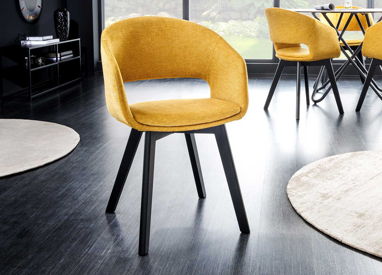 Lot de 2 chaises tissu jaune et pieds en bois noir