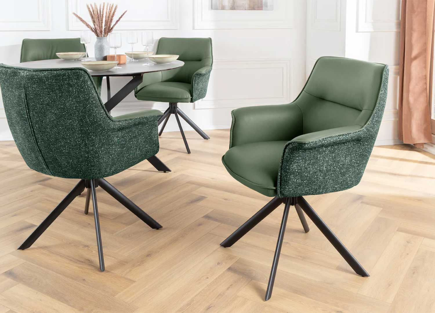 Lot de 2 fauteuils pivotants en cuir et tissu vert Darek