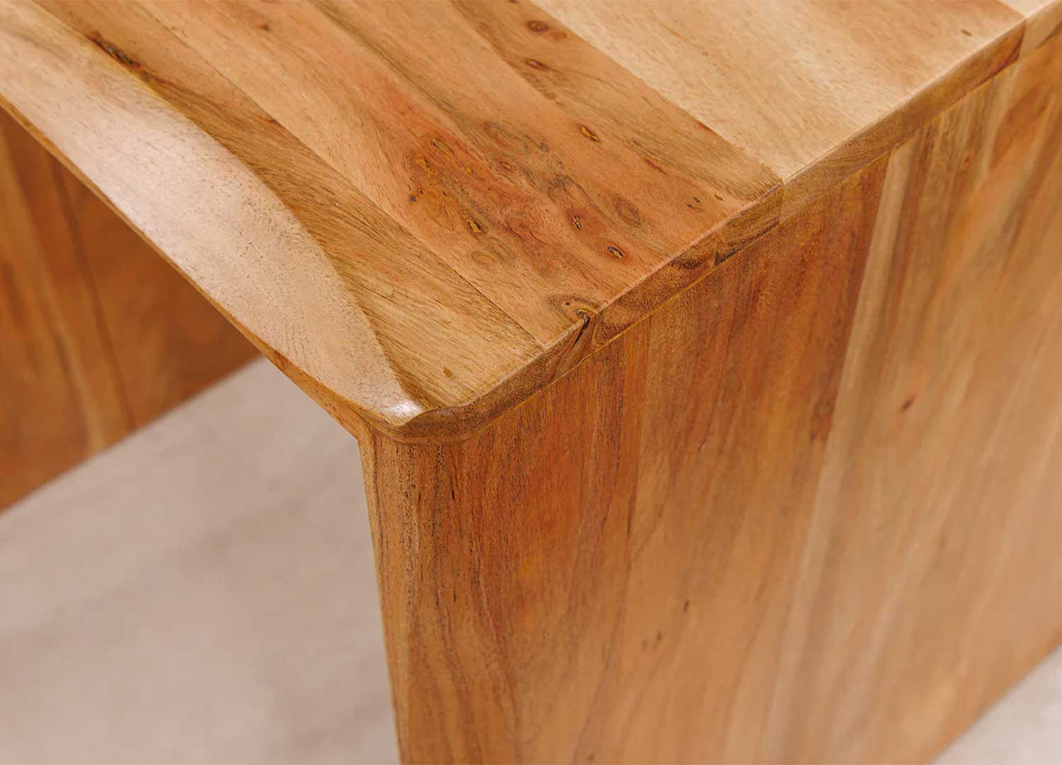 Lot de 2 tables d'appoint en acacia naturel Vael