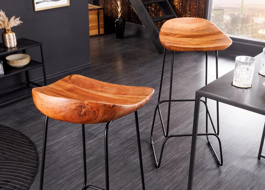Lot de 2 tabourets de bar en acacia et métal Nivor