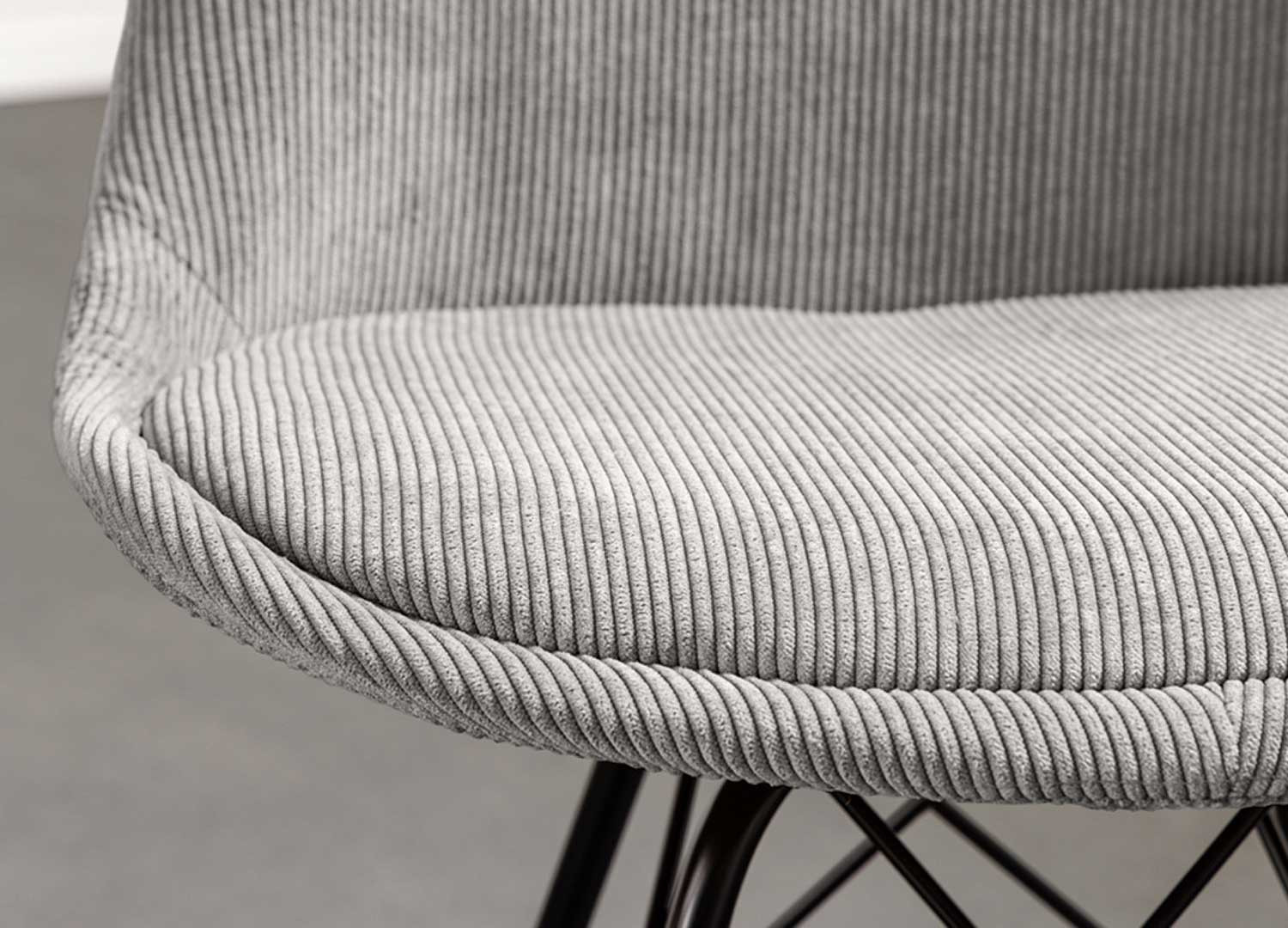 Lot de 4 chaises en velours côtelé gris