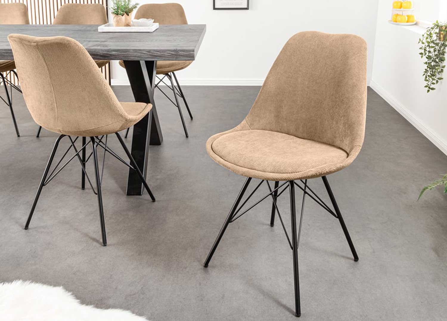 Lot de 4 chaises en velours côtelé marron