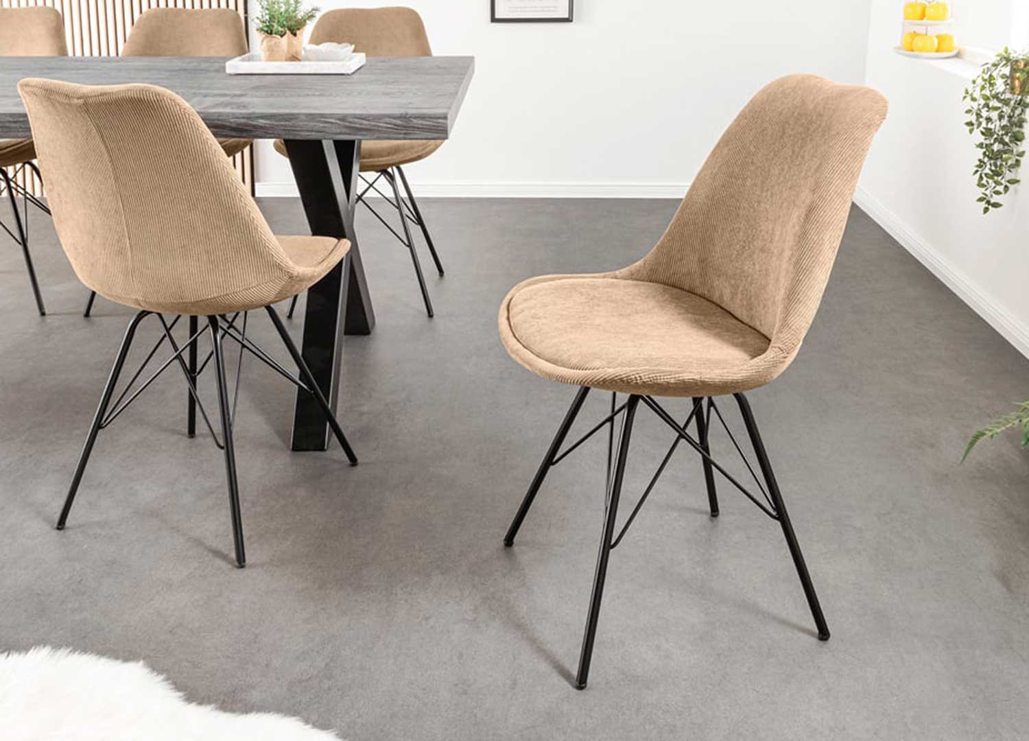 Lot de 4 chaises en velours côtelé marron