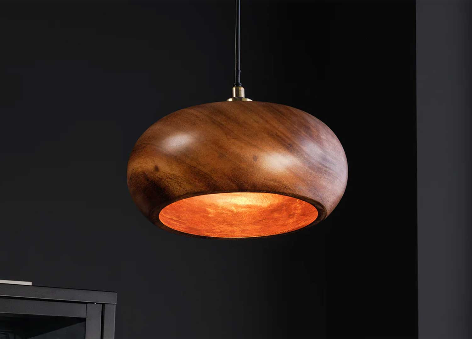 Luminaire suspendu en bois massif Soluna