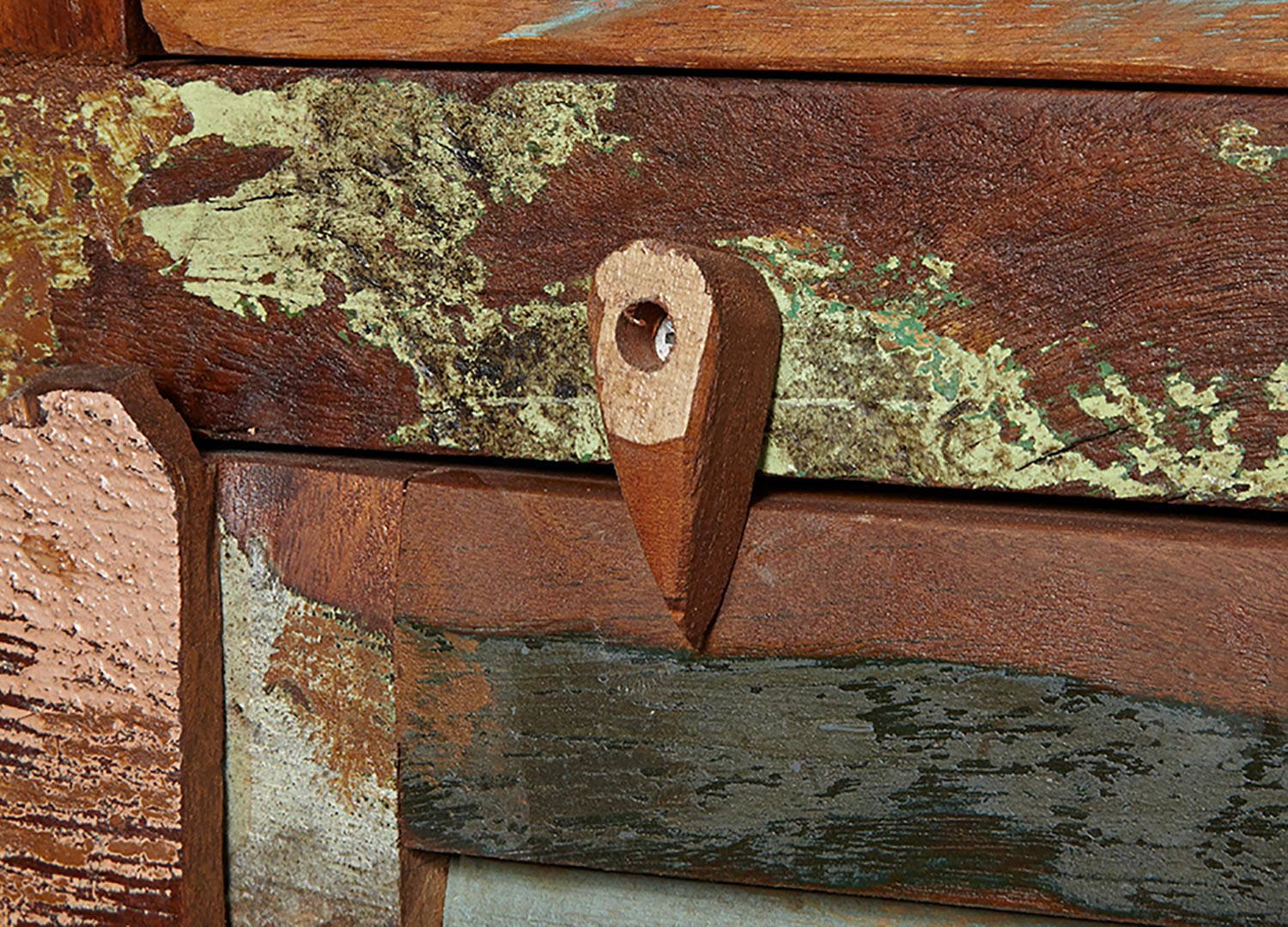 Meuble buffet en bois recyclé coloré 1m25