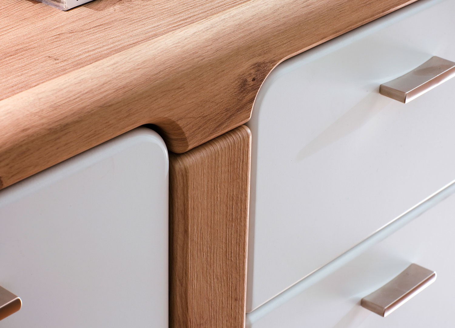 Meuble de rangement 4 tiroirs et 1 porte blanc et décor chêne