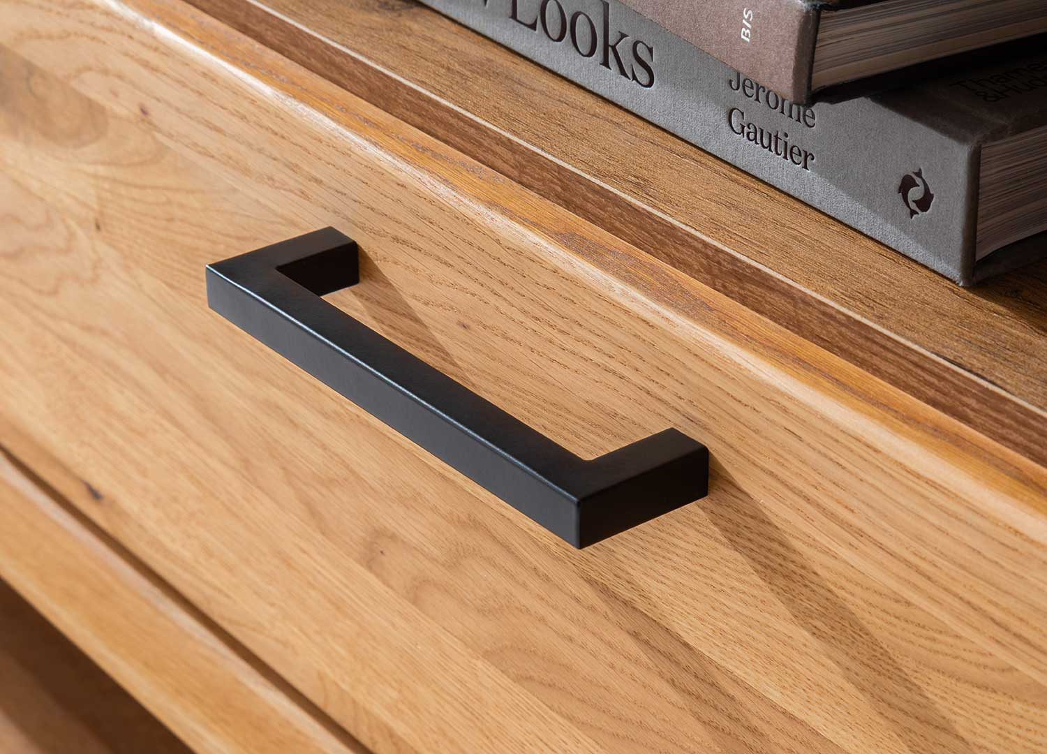 Meuble TV 2 niches et 2 tiroirs en bois chêne sauvage Jambo