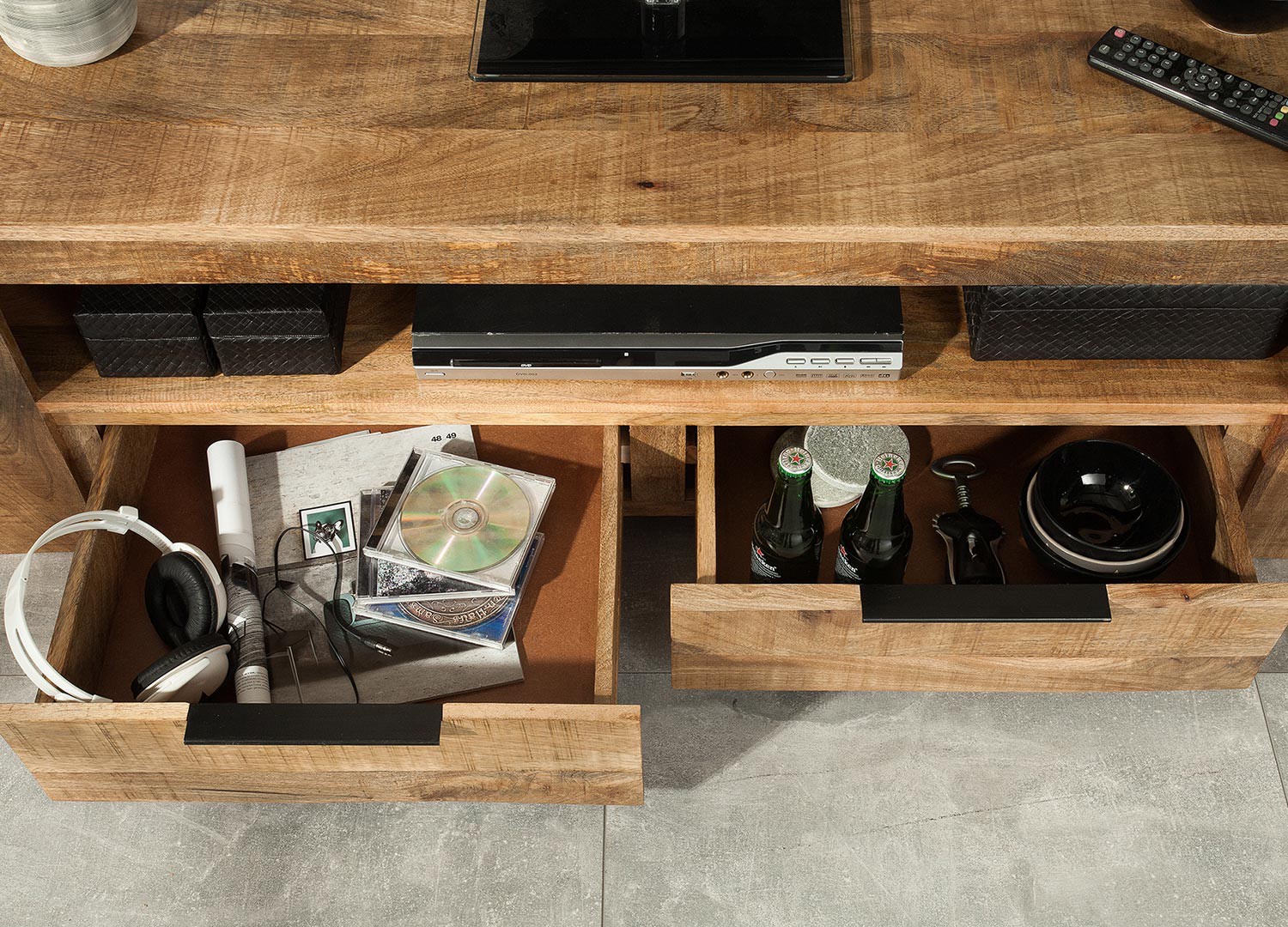 Meuble tv bois massif moderne 130 cm